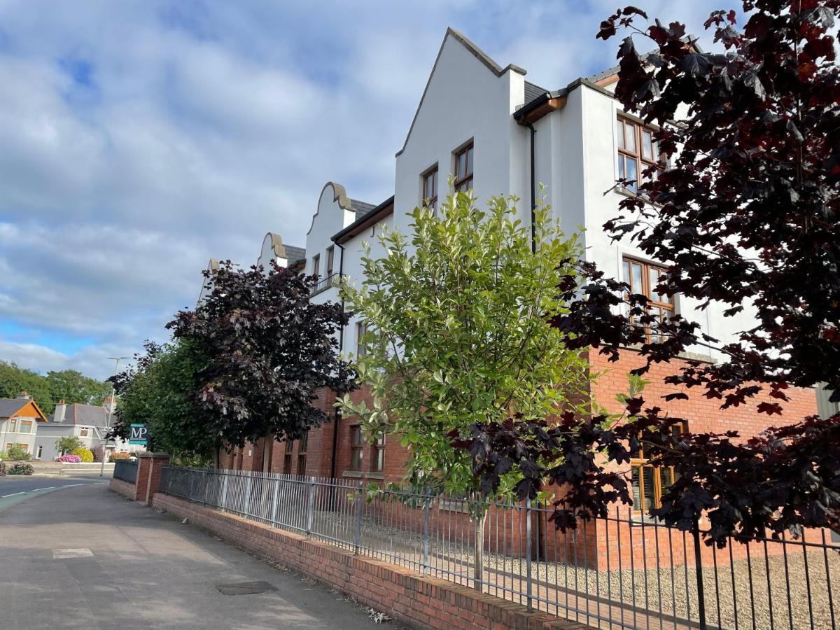 Orchard Oasis, Luxury Penthouse Getaway Apartment Coleraine Exterior foto